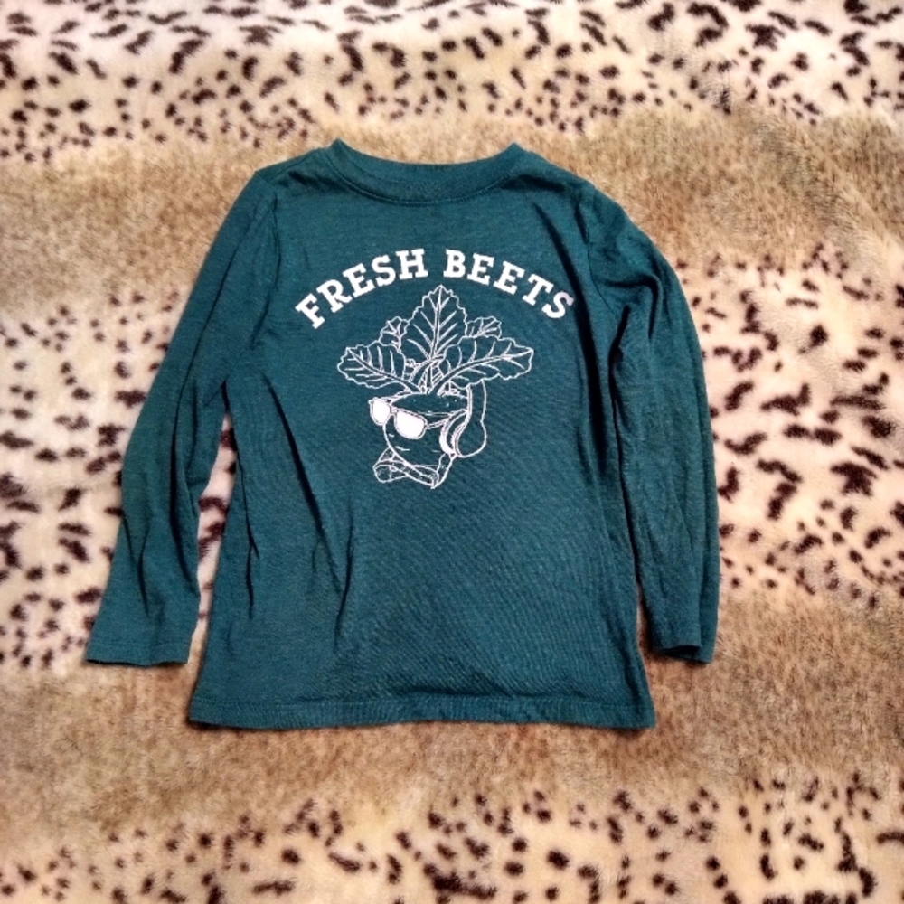 Old Navy 5t shirt